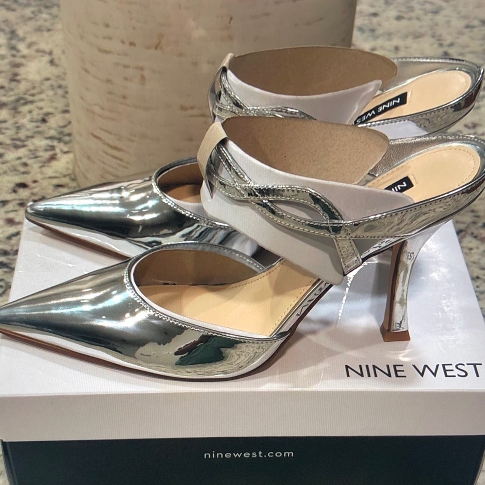Nine West Metallic Silver Pointed Slingback Pumps